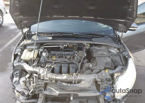 2014 Ford Focus Se z USA, uszkodzony, nr VIN 1FADP3K25EL332167